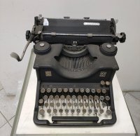 OLIVETTI M40 C